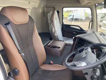 サムネイル 10枚目