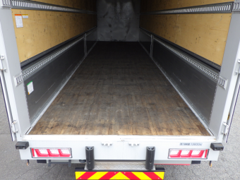 サムネイル 10枚目