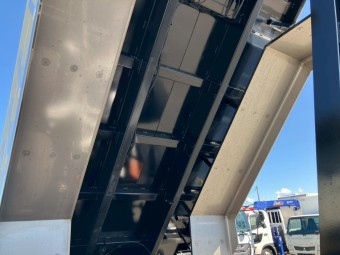 サムネイル 10枚目