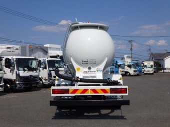 サムネイル 10枚目