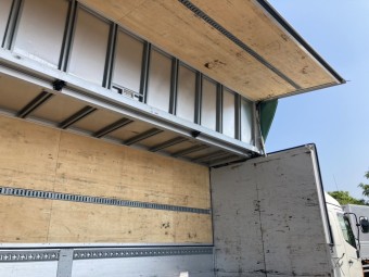 サムネイル 64枚目