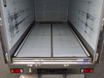 サムネイル 10枚目